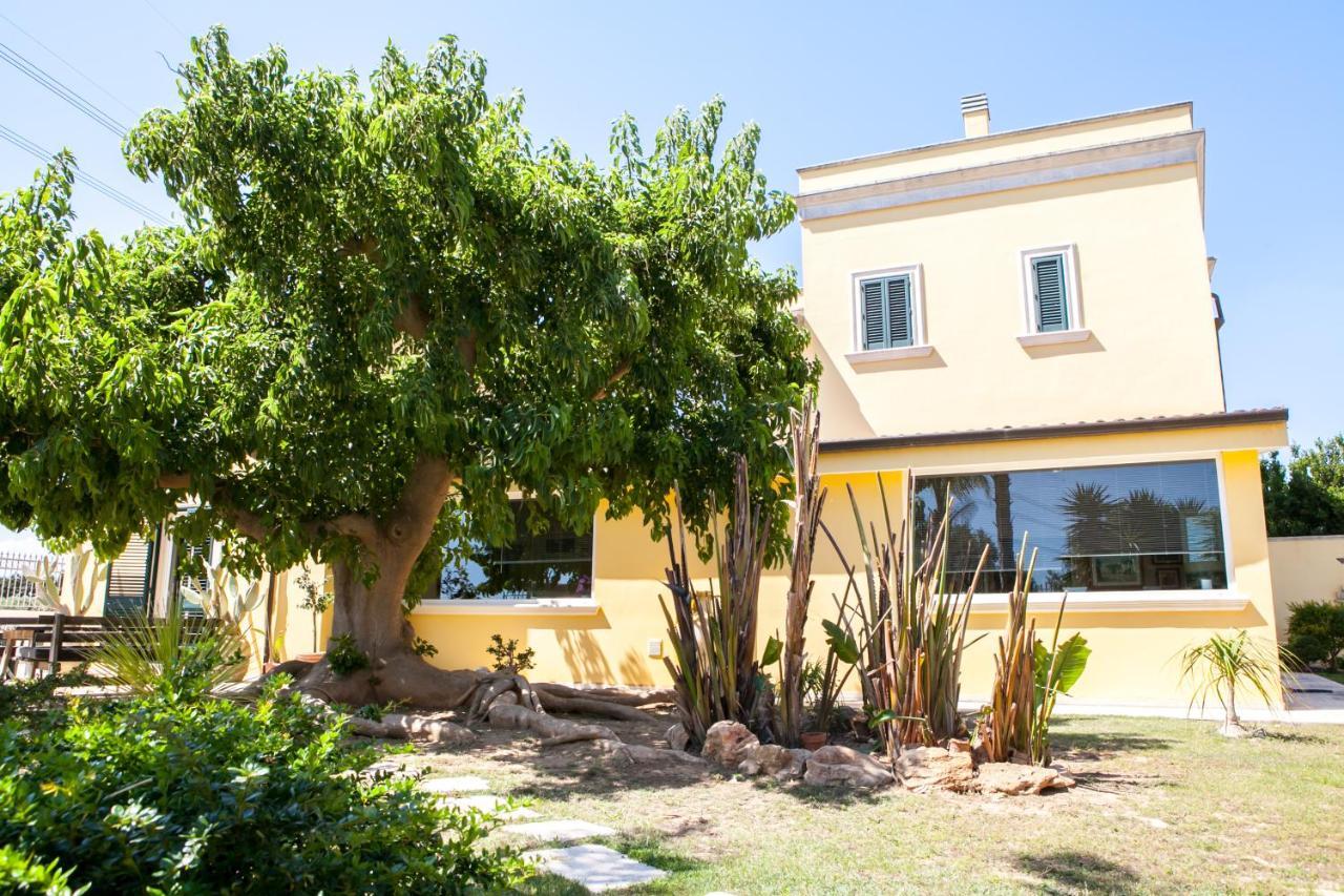 B&B I Tre Ulivi Salice Salentino Eksteriør billede