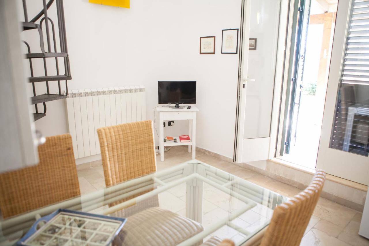 B&B I Tre Ulivi Salice Salentino Eksteriør billede
