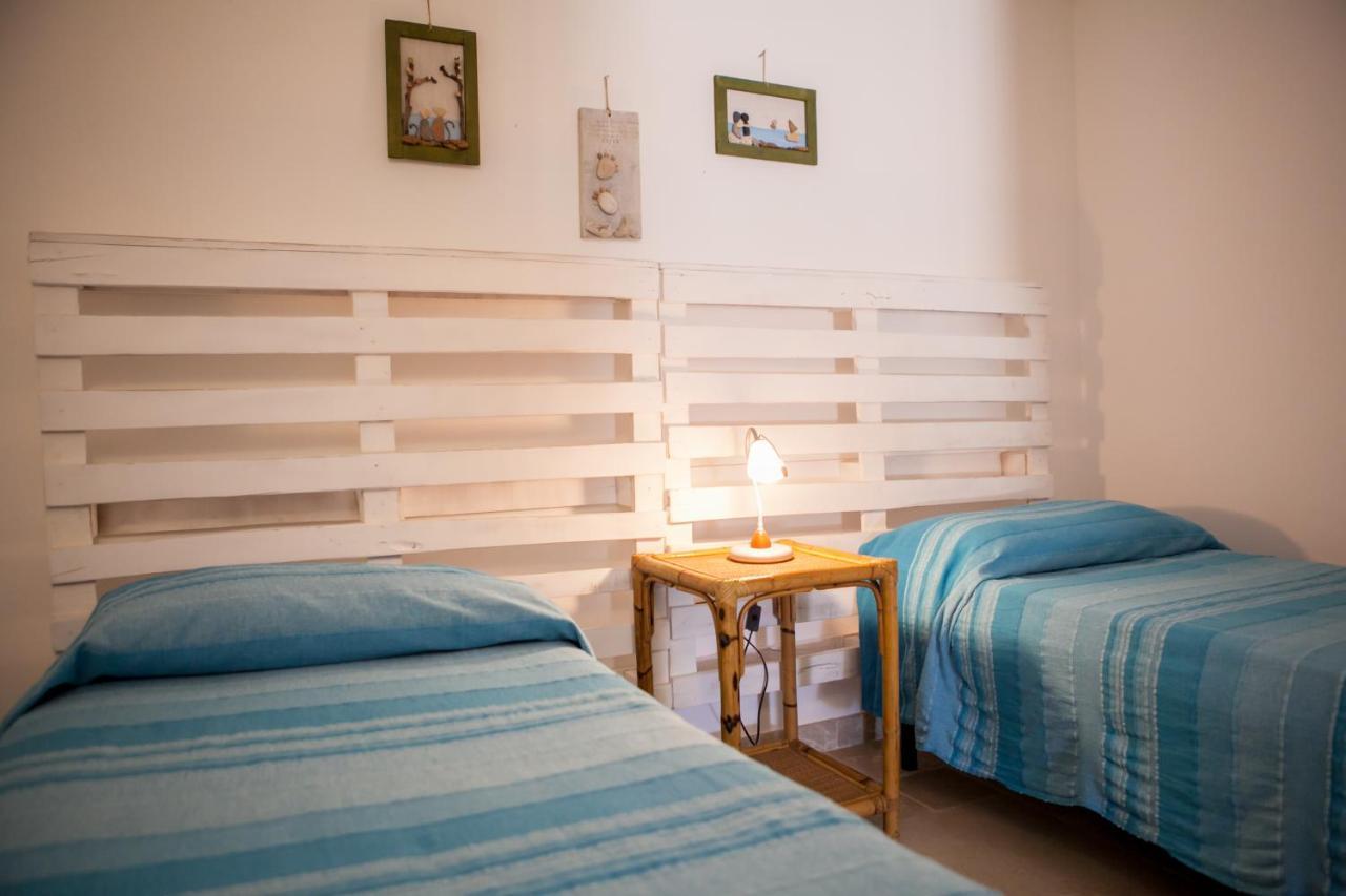 B&B I Tre Ulivi Salice Salentino Eksteriør billede